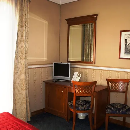 Relais Patrizi 4* רומא
