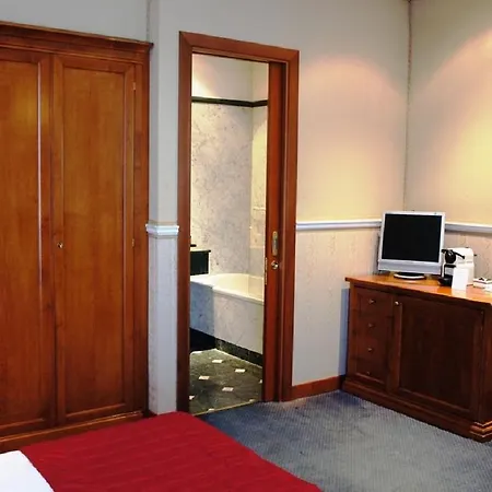 Hotel Relais Patrizi 4*
