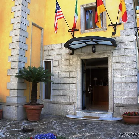 Relais Patrizi Hotel 4*