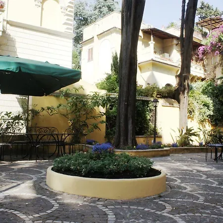 Relais Patrizi 4* Roma